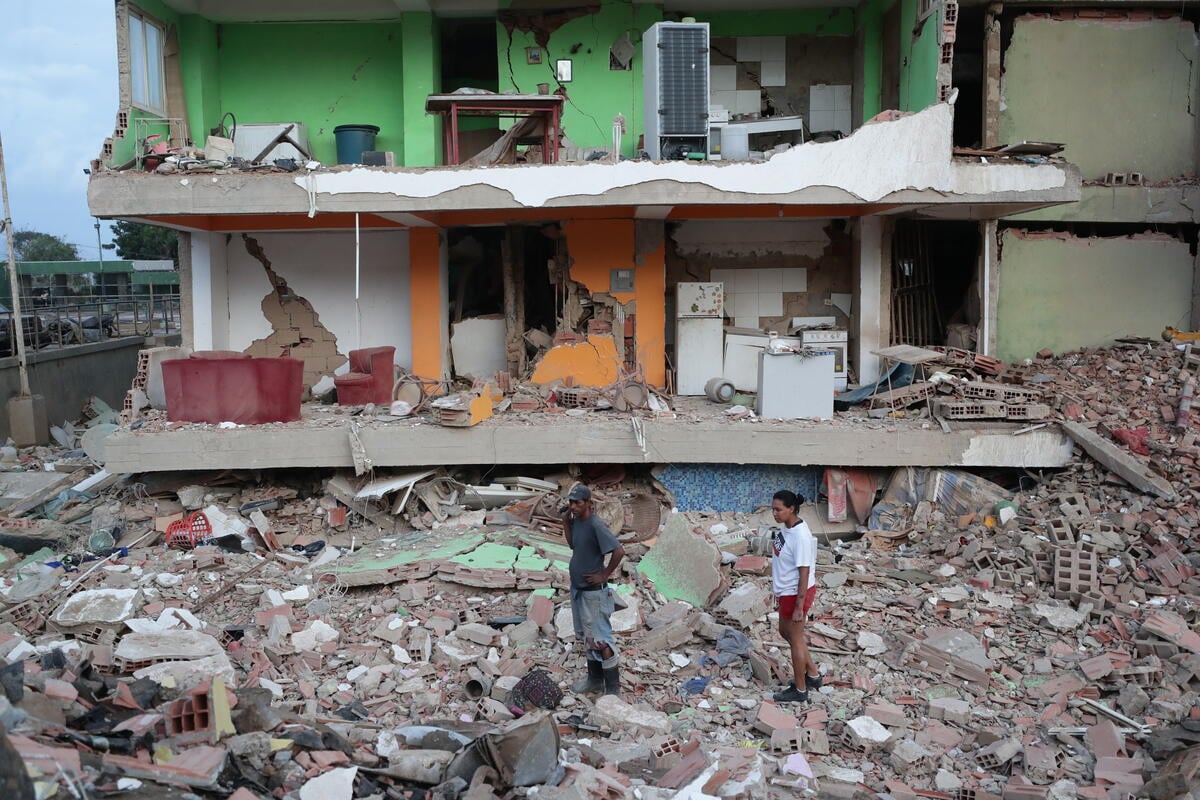 Powerful-earthquake-strikes-Venezuela3